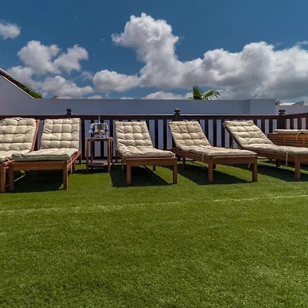 Beautiful Luxury 4-Bed Villa In Playa Blanca *
